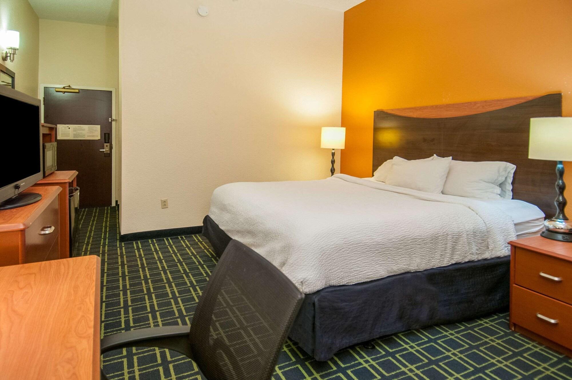 Quality Inn & Suites Jackson Exterior photo